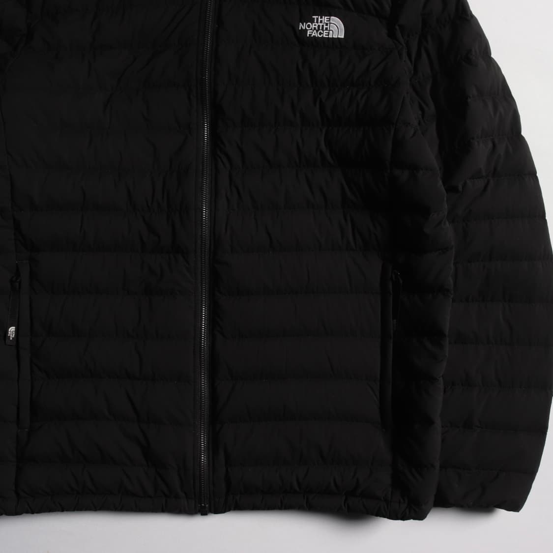 노스페이스 구스 다운 블랙 후드 경량 패딩 상품이미지3