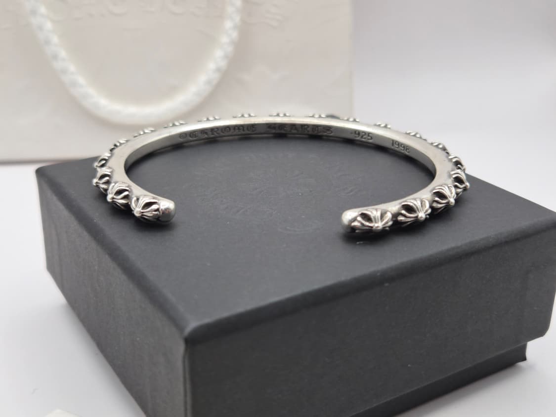 크롬하츠 정품 멀티 크로스 뱅글 팔찌 L 판매 상품이미지3