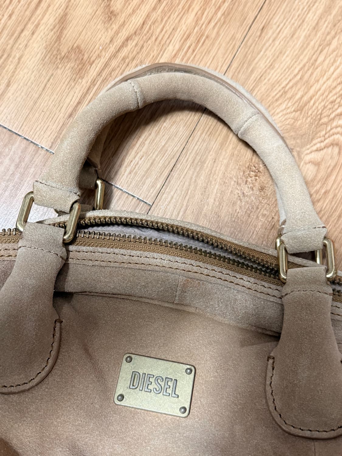 디젤 스웨이드 토트백 크로스백 상품이미지7