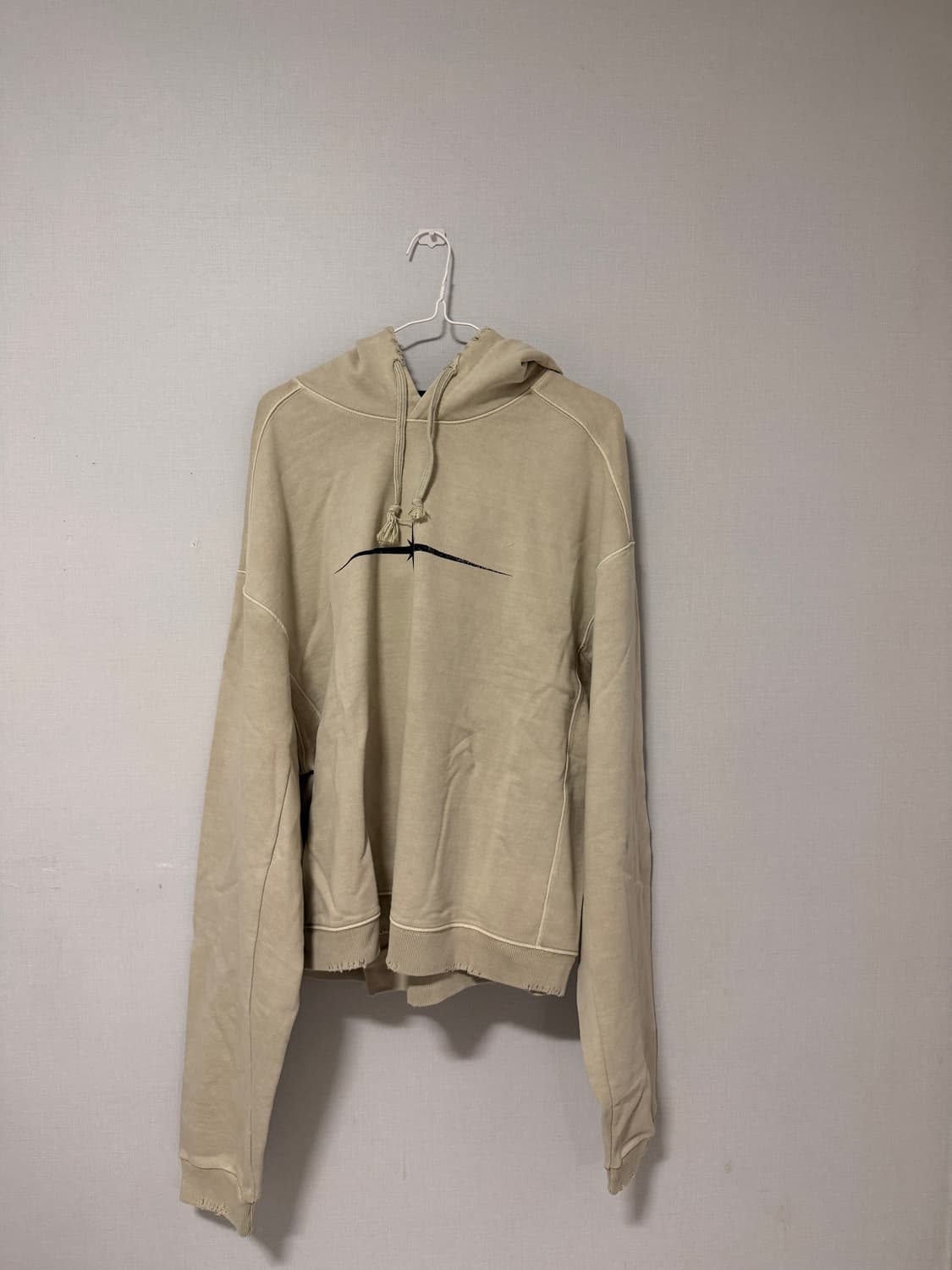 틸던 후드티 상품이미지1