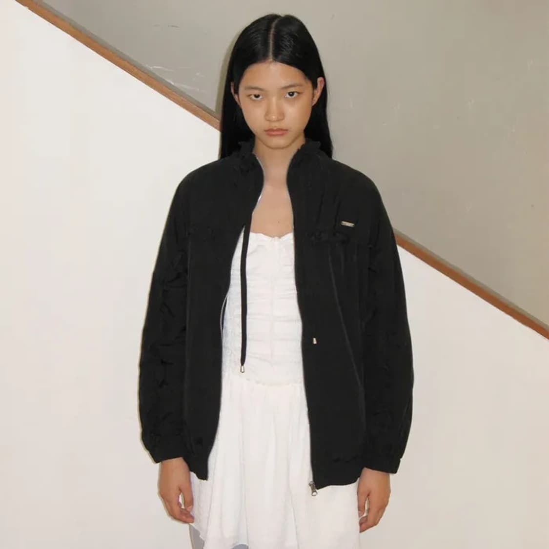 시눈 서클 윈드브레이커 - 블랙 상품이미지3