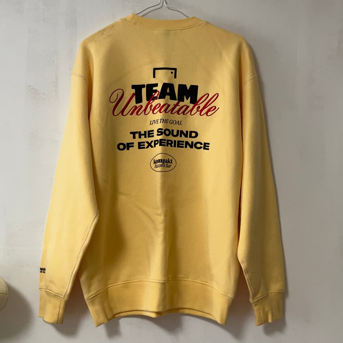 goal studio 맨투맨 스웻셔츠 - 모델 아이린제품 상품이미지5