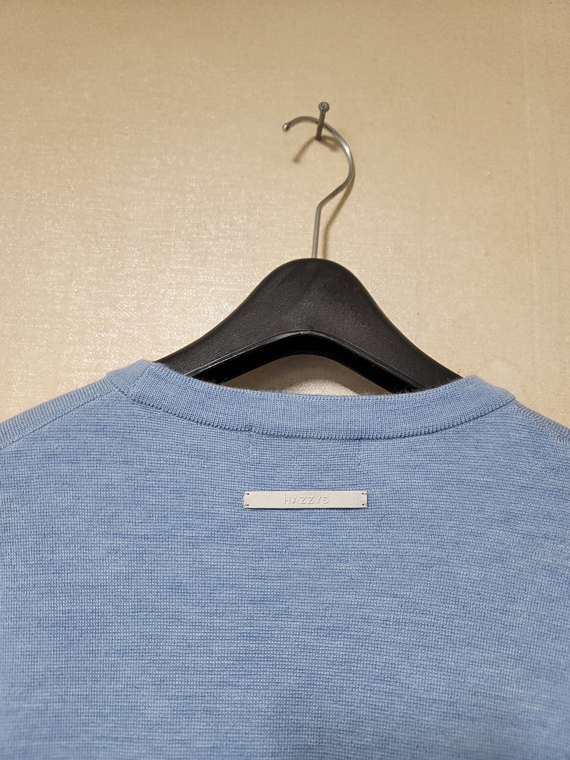 헤지스 포켓배색 니트 상품이미지4