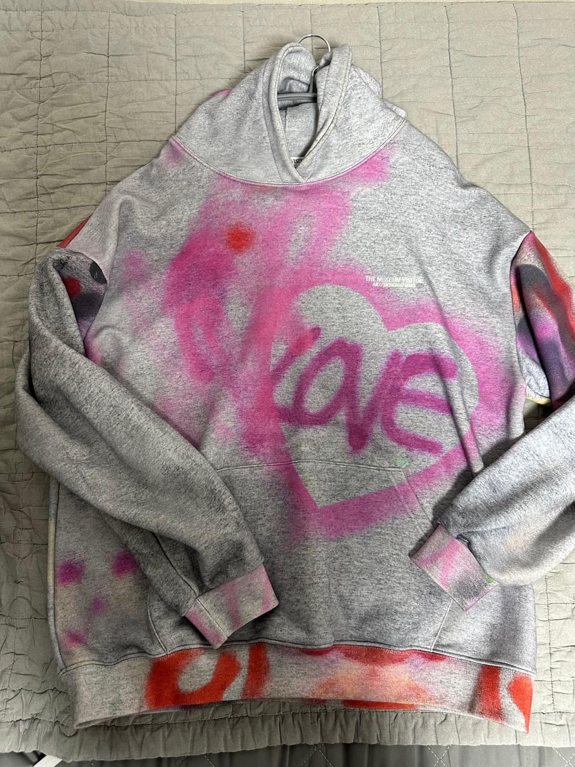 더뮤지엄비지터 후드티 상품이미지1