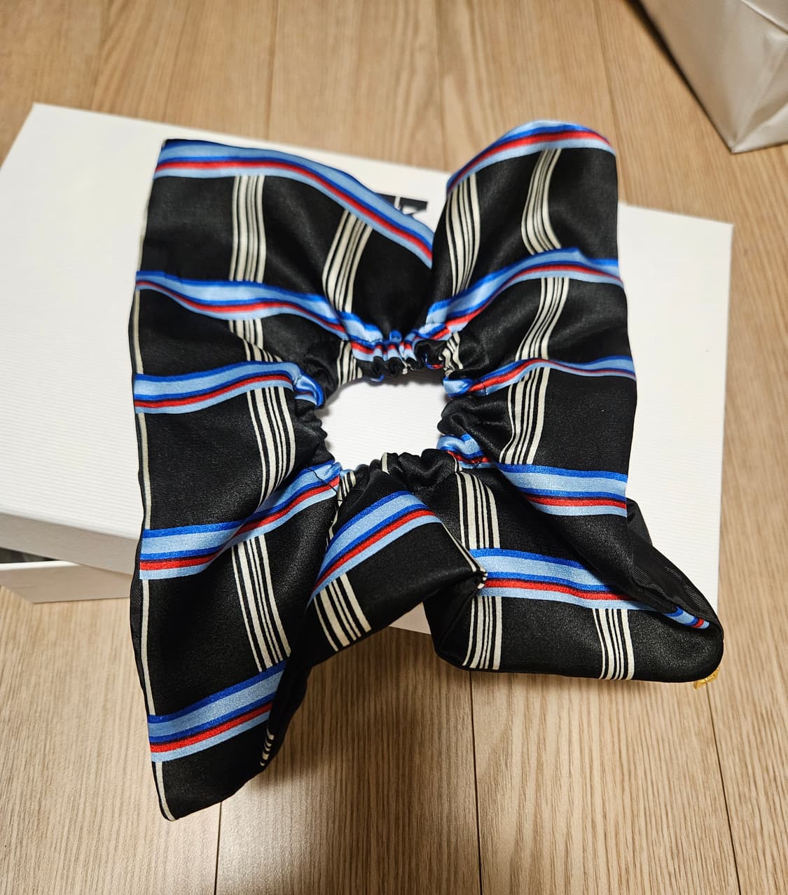 잉크 EENK 실크 100 스카프 스크런치(헤어끈) 상품이미지3