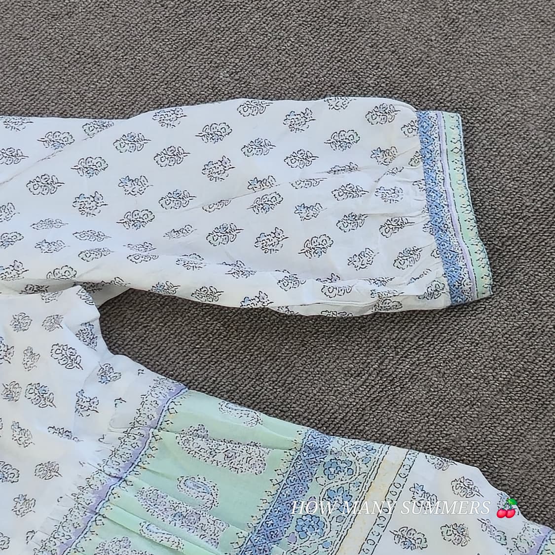 Honeysukle rose 화이트 블루/그린 패턴 블라우스 상품이미지5