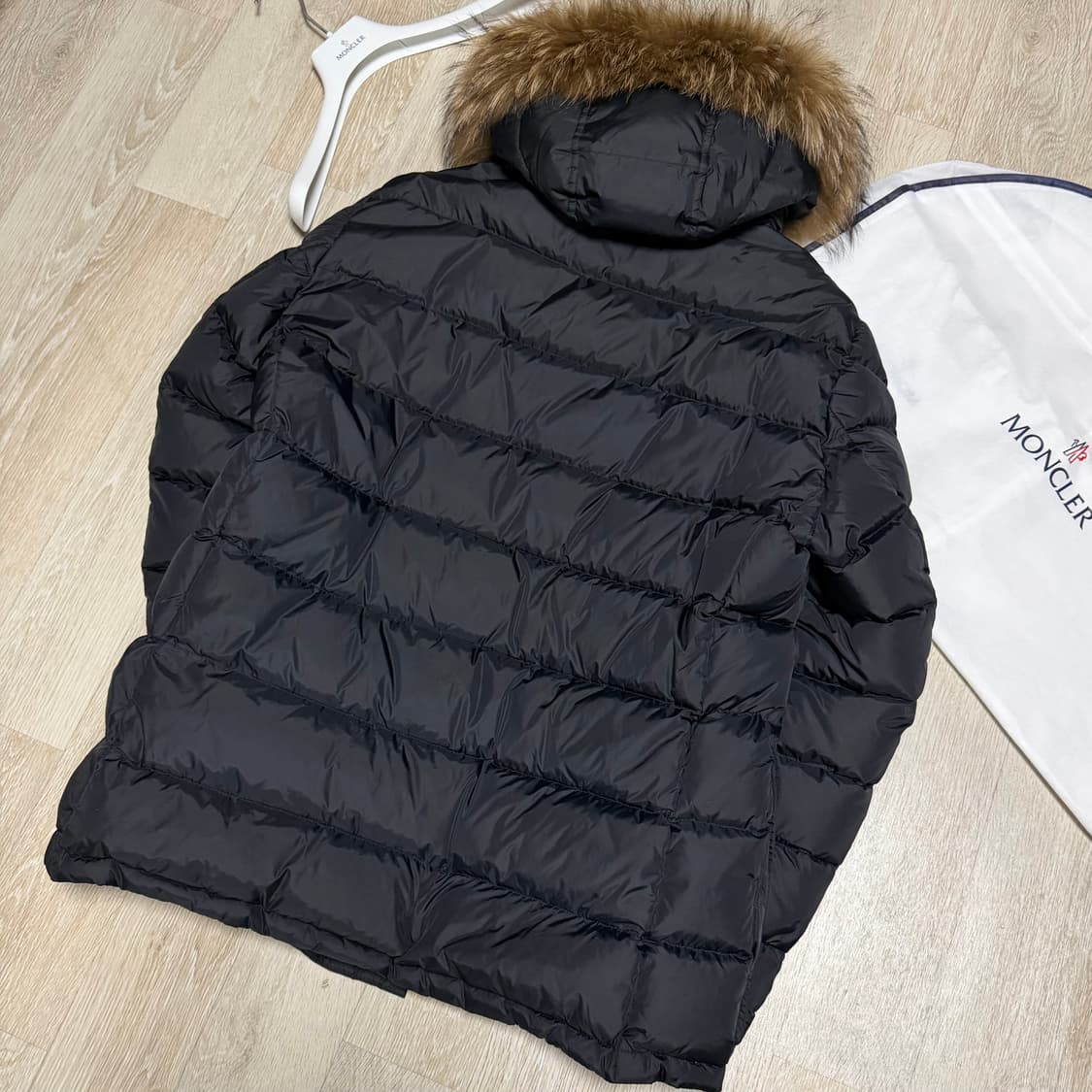 [블랙 5/새상품급] 몽클레어 클루니 패딩 블랙 풀구성 상품이미지5