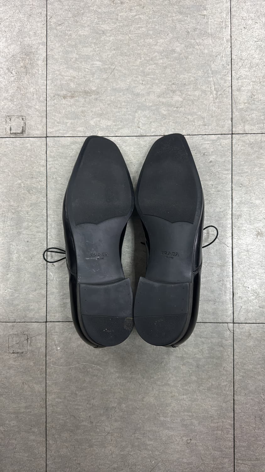 프라다 스퀘어토 더비 슈즈 상품이미지6