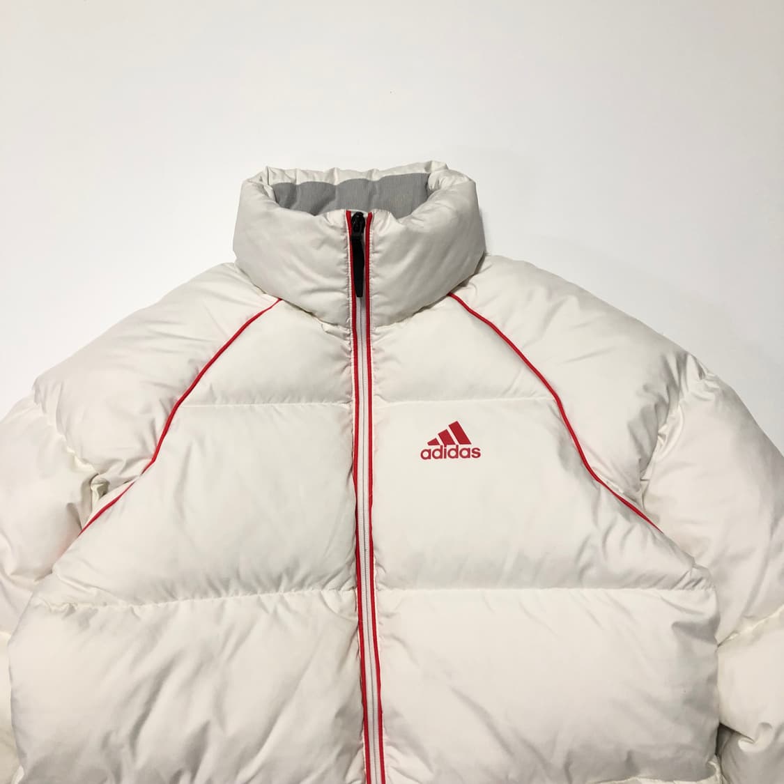 아디다스 화이트 패딩 상품이미지4