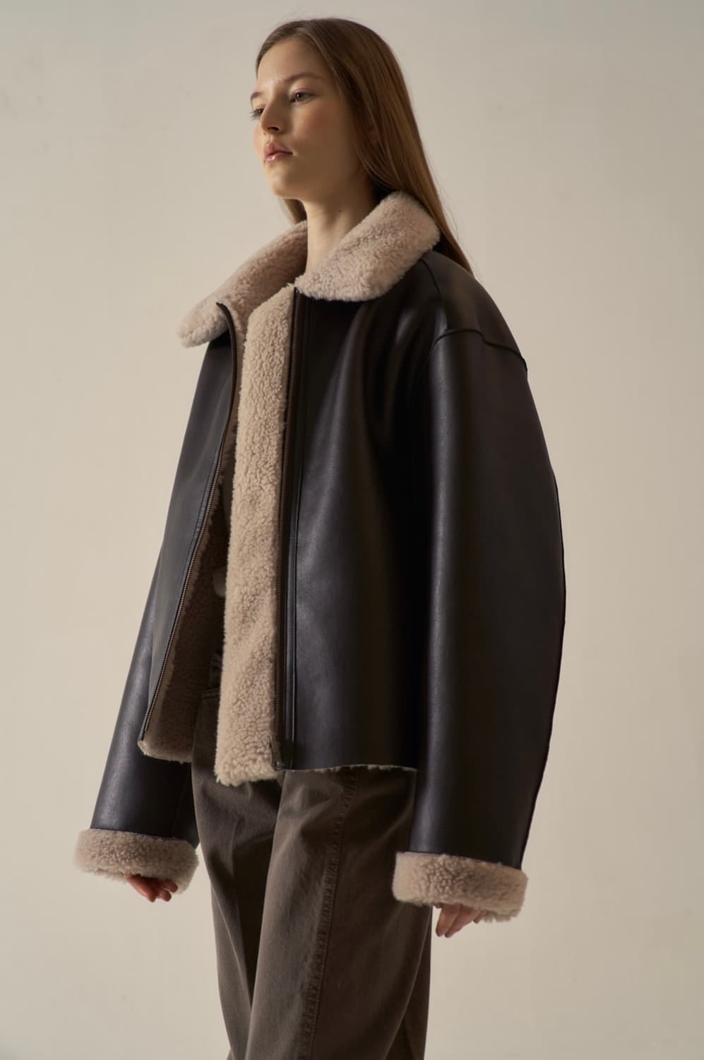 파사드패턴 램스울 리버시블 숏 무스탕 브라운 상품이미지2