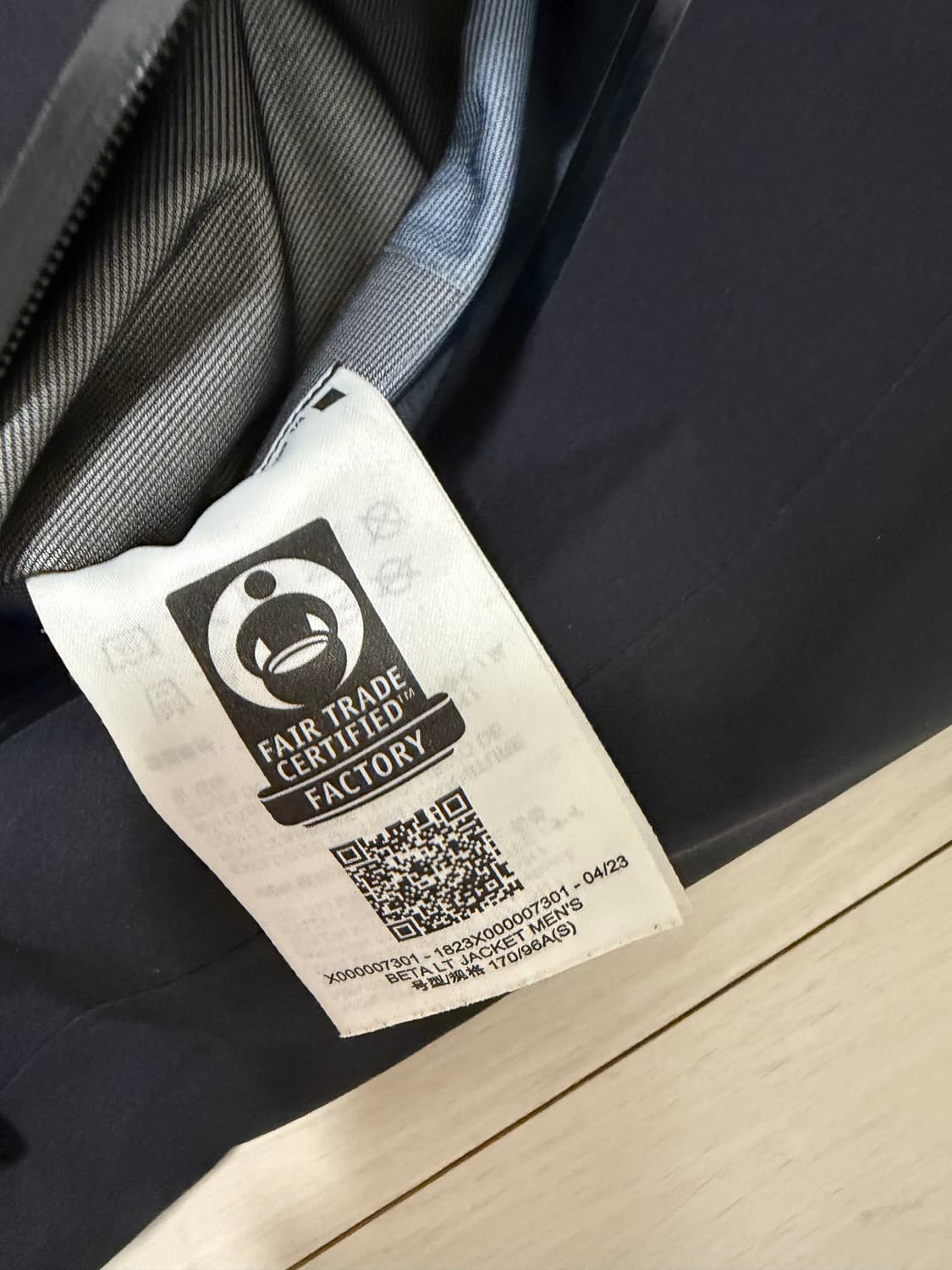 아크테릭스 베타LT MEN’S 바람막이 S사이즈 블랙 상품이미지6