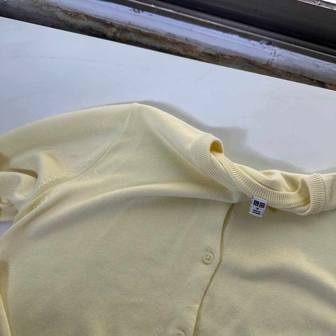 우먼M 유니클로 파스텔옐로우 모달 U넥 가디건 상품이미지2