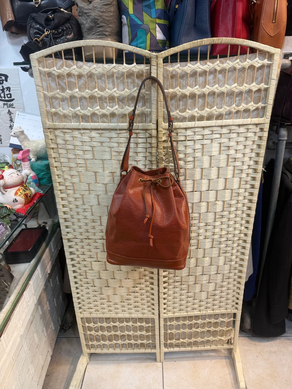 정품 루이비통 에삐 노에 팝니다 상품이미지1