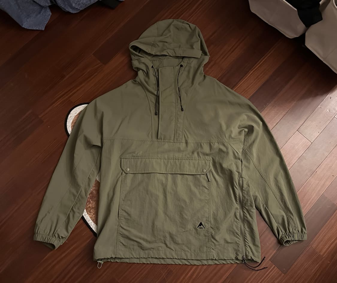 네파 아노락 후드 카키 바람막이 상품이미지1
