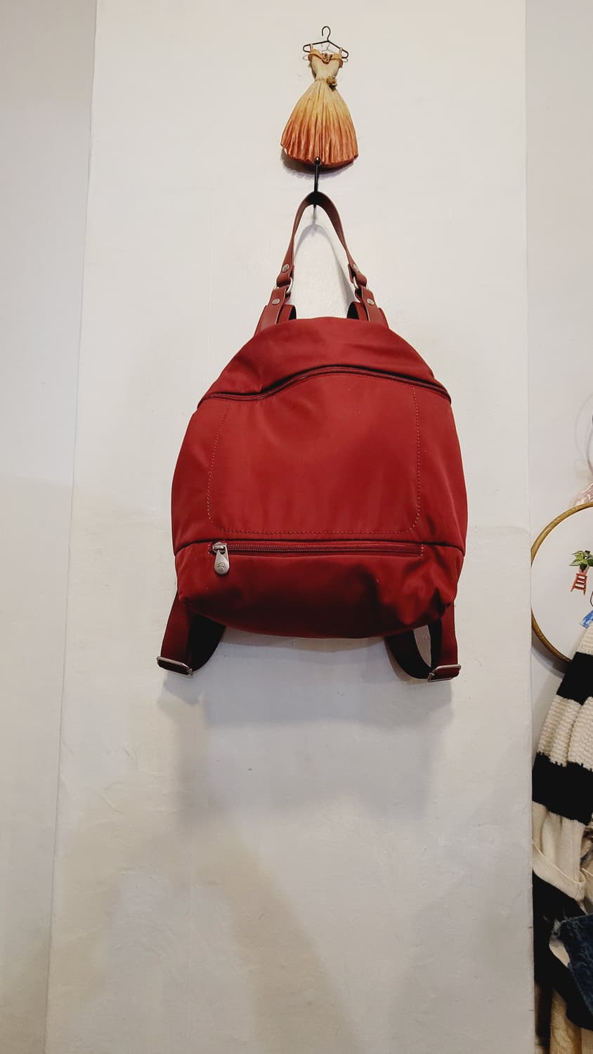 만다리나덕 버건디 백팩 상품이미지1