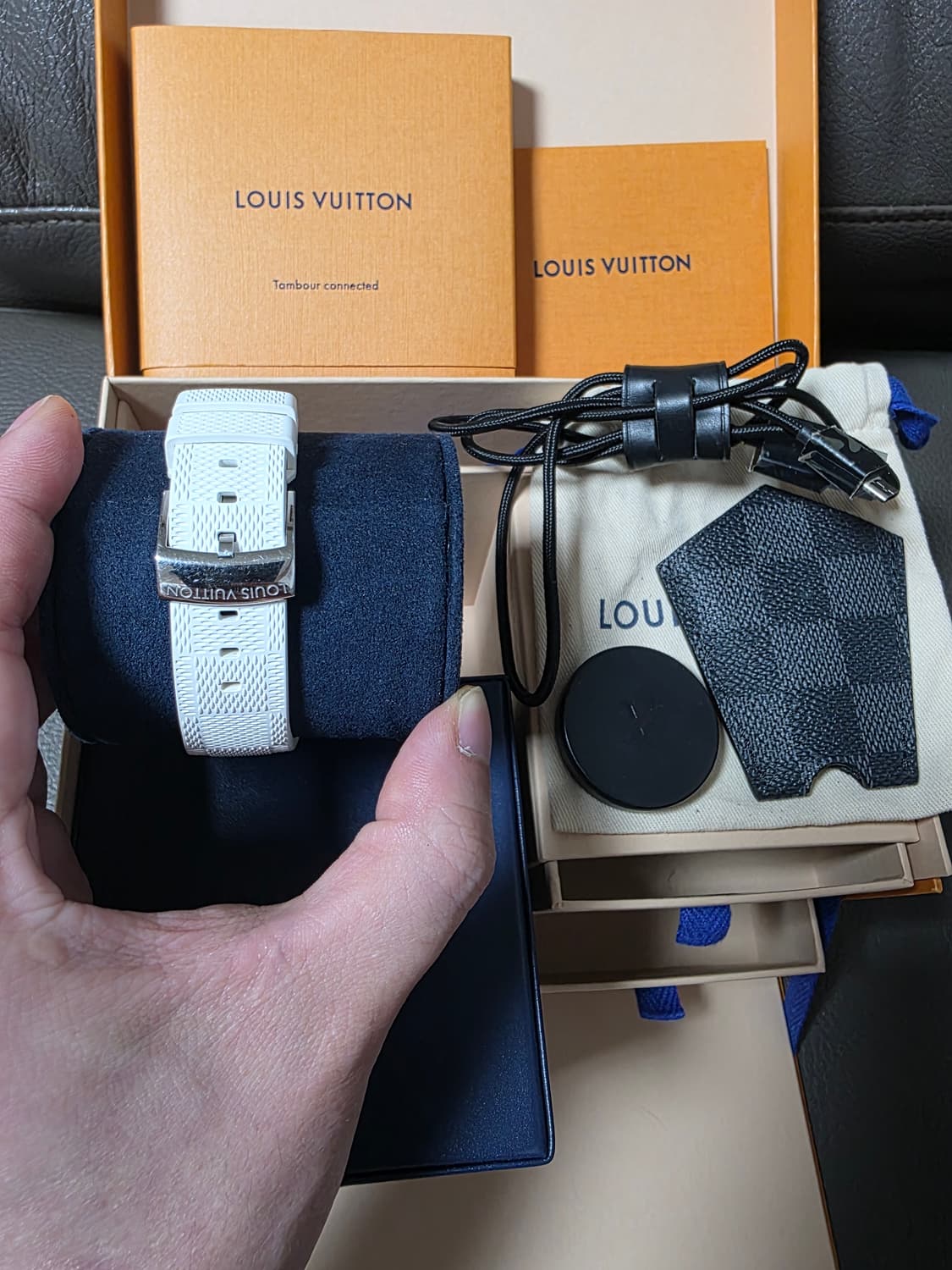 정품 루이비통 땅부르 호라이즌스마트워치v1 상품이미지5