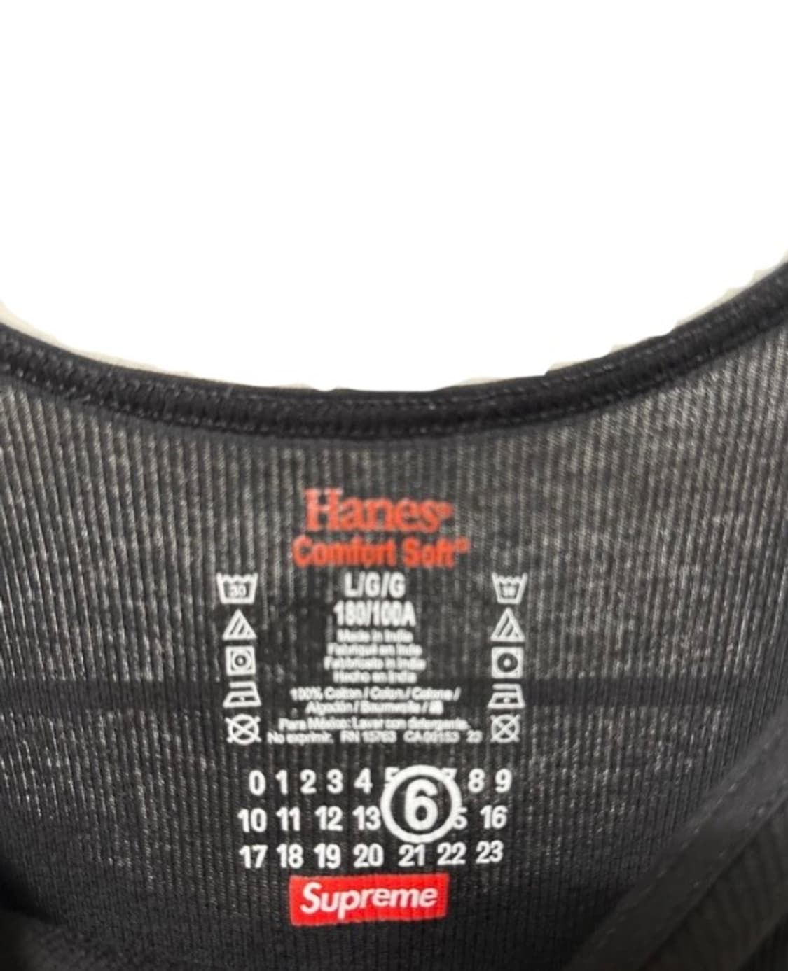 슈프림 X MM6 X 헤인즈 탱크탑 나시 블랙 상품이미지3