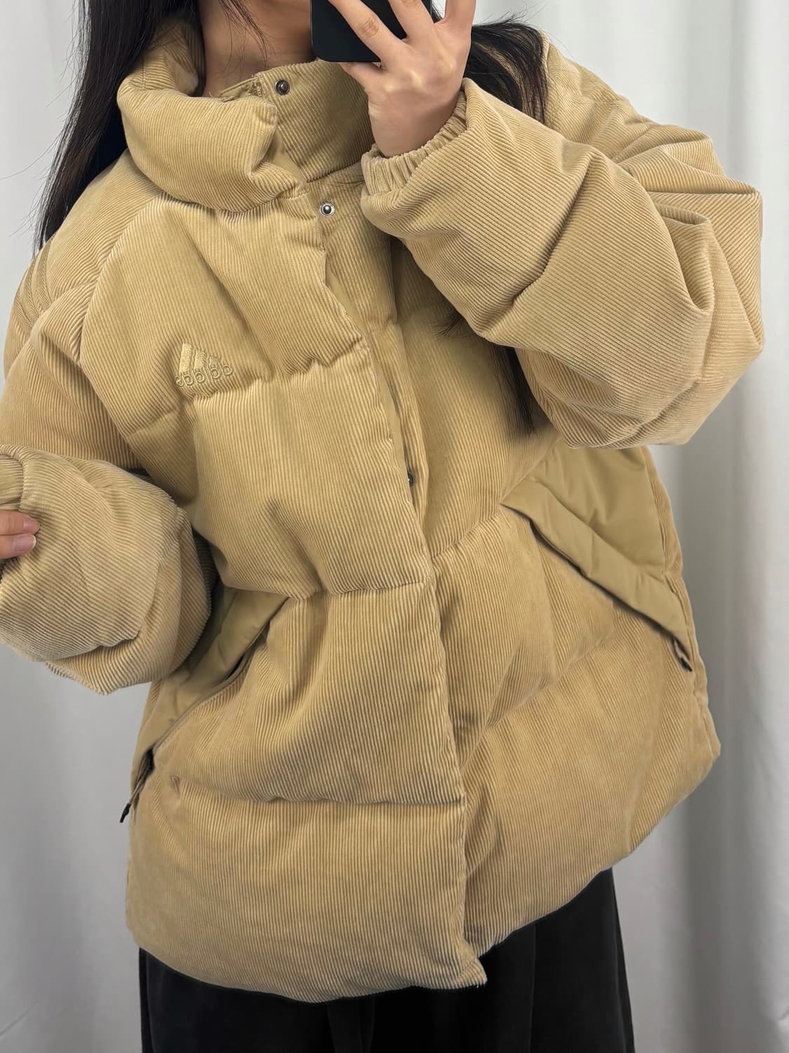 아디다스 베이지 코듀로이 다운 자켓 상품이미지1