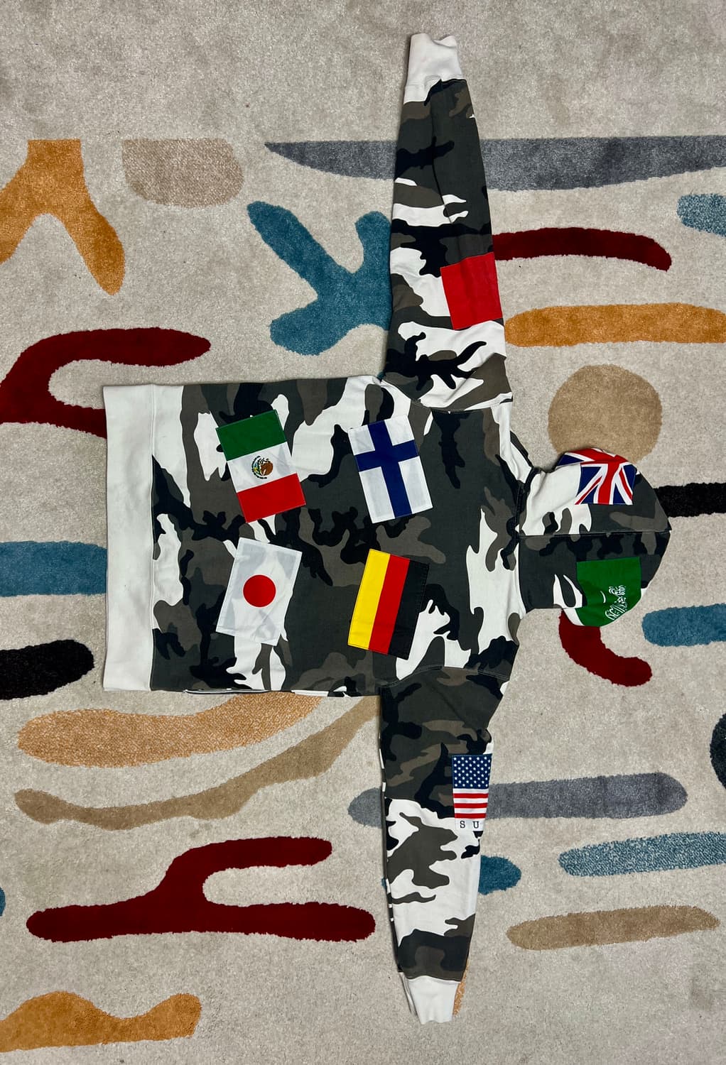 13fw 슈프림 만국기 카모 후드티 L 상품이미지2