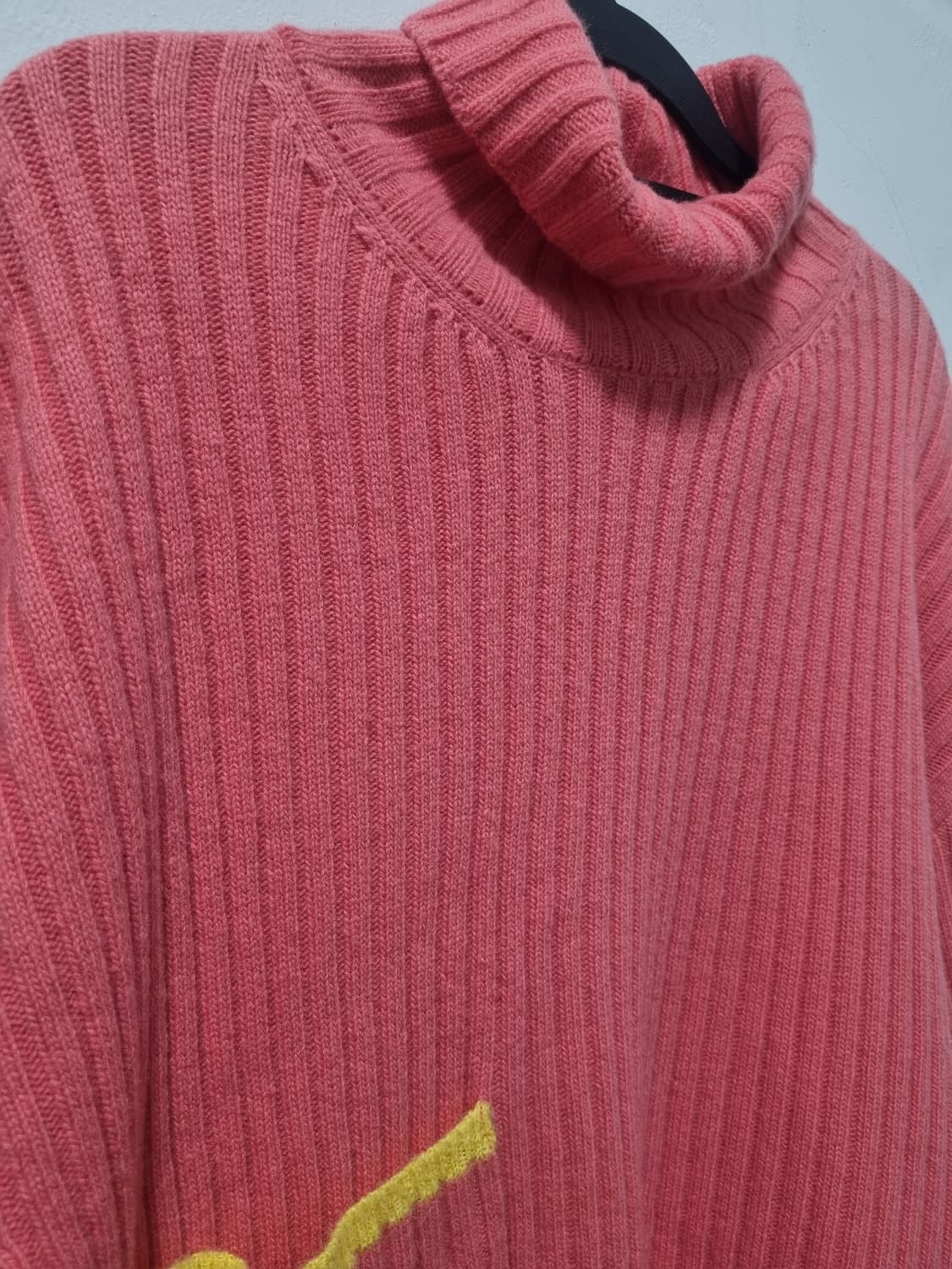 럭키슈에뜨 니트 폴라 티 상품이미지3