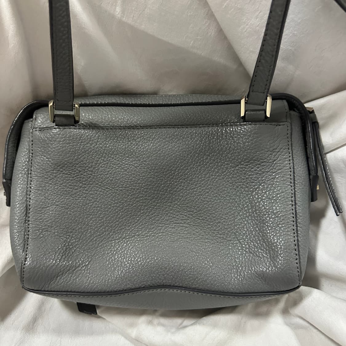 DKNY 가죽 크로스백 상품이미지2