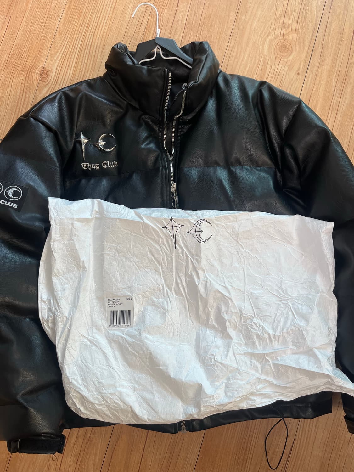 떠그 클럽 블랙 레더 패딩자켓 3 상품이미지1