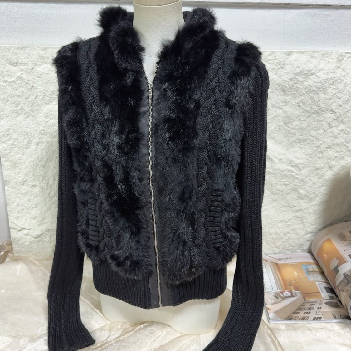 빈티지 블랙 토끼털 꽈배기 니트자켓 후드집업 상품이미지1