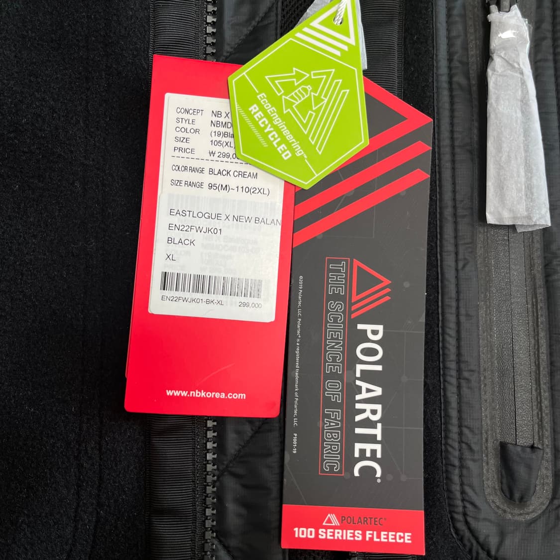 새상품(XL)이스트로그x뉴발란스 후리스 자켓 블랙 상품이미지4