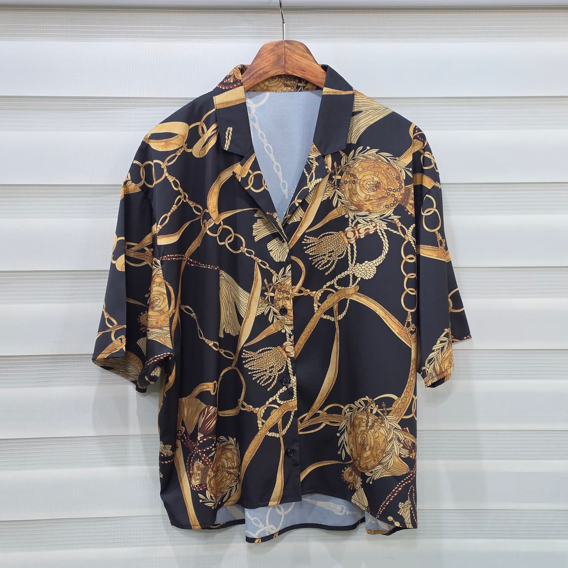 Helm 오버핏 반팔 블라우스 셔츠- 우먼M 상품이미지1