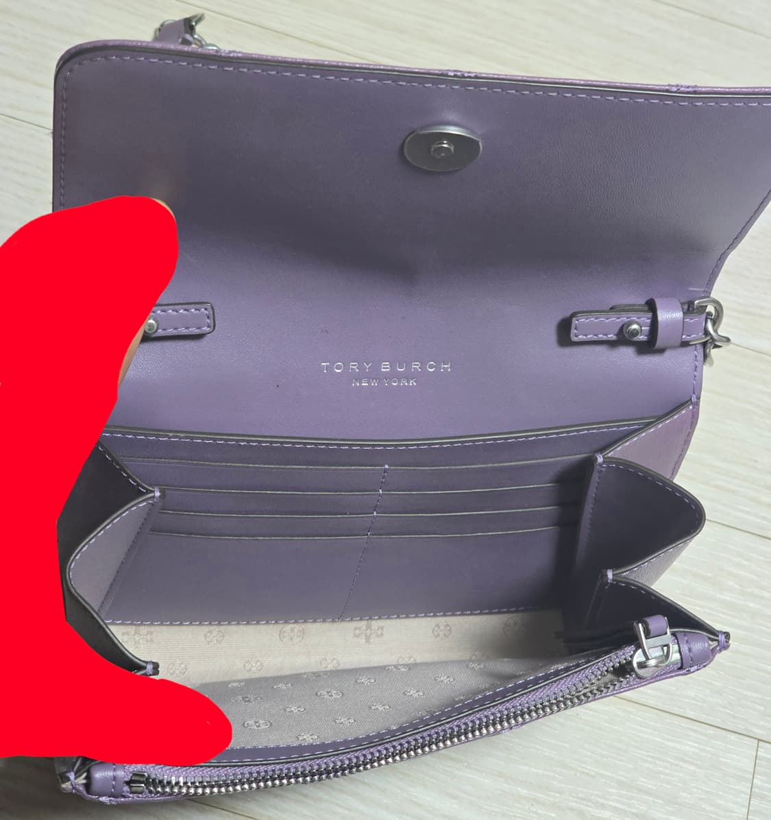 토리버치 크로스백 라벤더색 상품이미지9