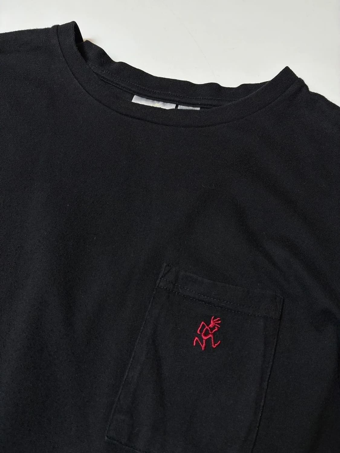 그라미치 원 포인트 자수 로고 반팔 티셔츠 PN8576 상품이미지4