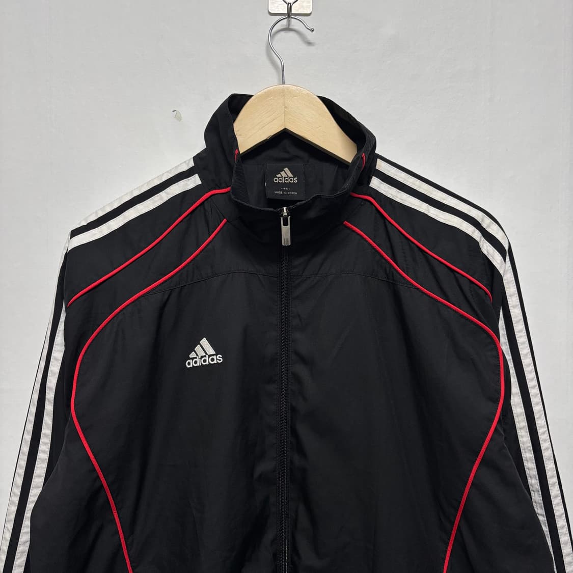 아디다스 블랙 삼선 바람막이 상품이미지2
