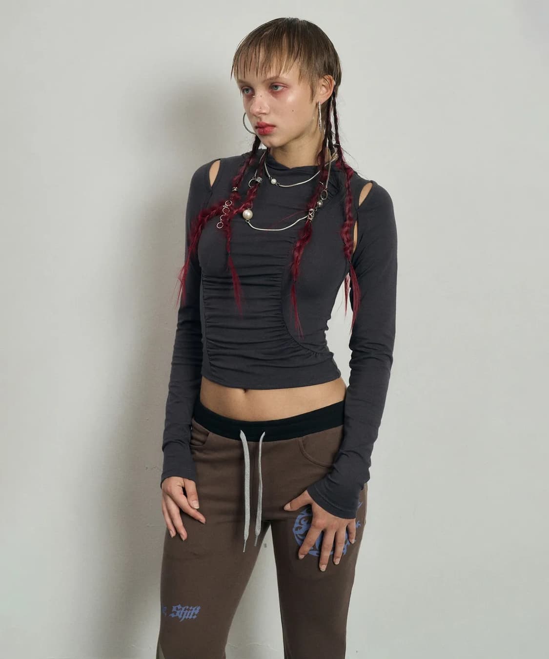 (M) 배디 컷아웃 셔링 후드 상품이미지1