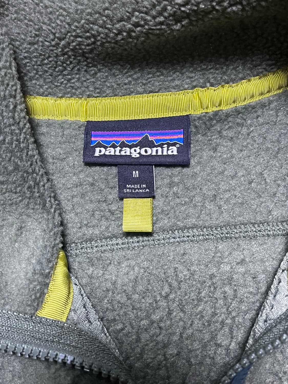 파타고니아 레트로 파일 플리스 베스트 M 카키 상품이미지3