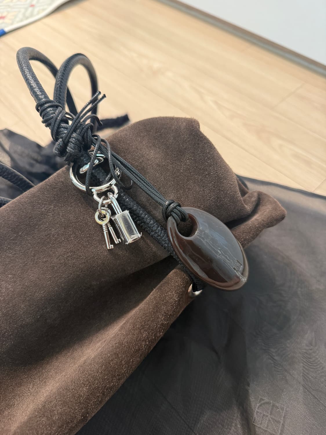 714center 마고백 스웨이드 브라운 컬러 상품이미지3