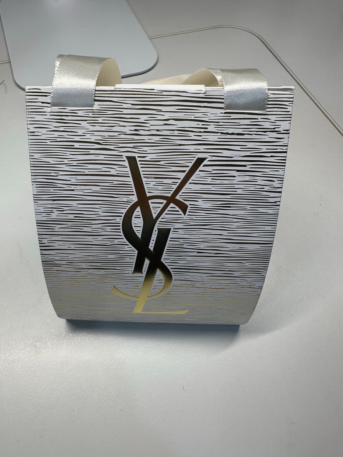 [국문택] 입생로랑 마이셀프 오 드 빠르펭 (ysl myslf edp) 상품이미지9