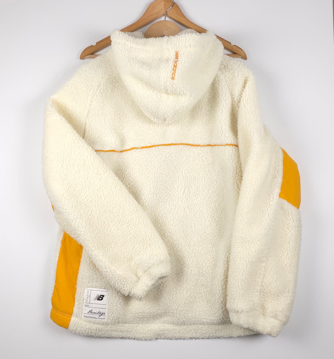 뉴발란스 플리스 집업 화이트/베이지 오렌지 (M) 상품이미지6