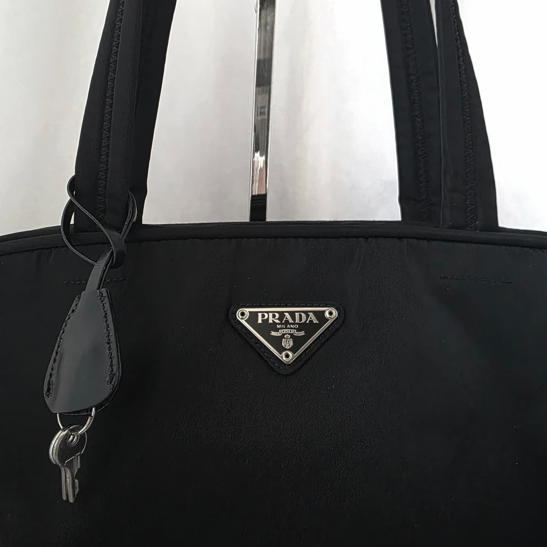 [정품 PRADA] 프라다 포코노 나일론 숄더백 상품이미지2