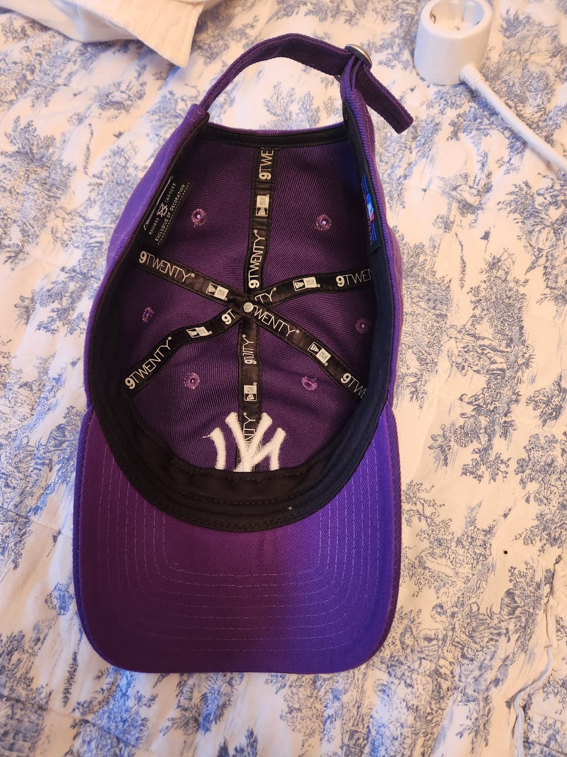 모마x뉴에라 볼캡 퍼플 상품이미지4