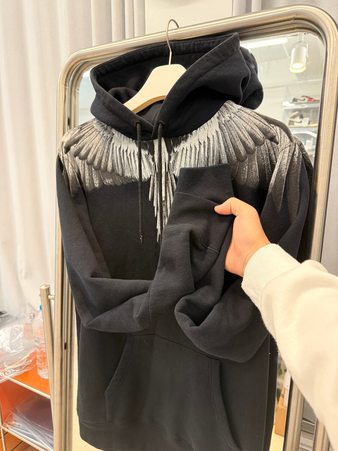 마르셀로 불론 화이트 윙 후드티 상품이미지3