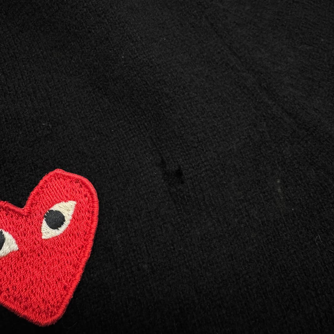 꼼데가르송 하트로고 울 가디건 블랙 상품이미지4