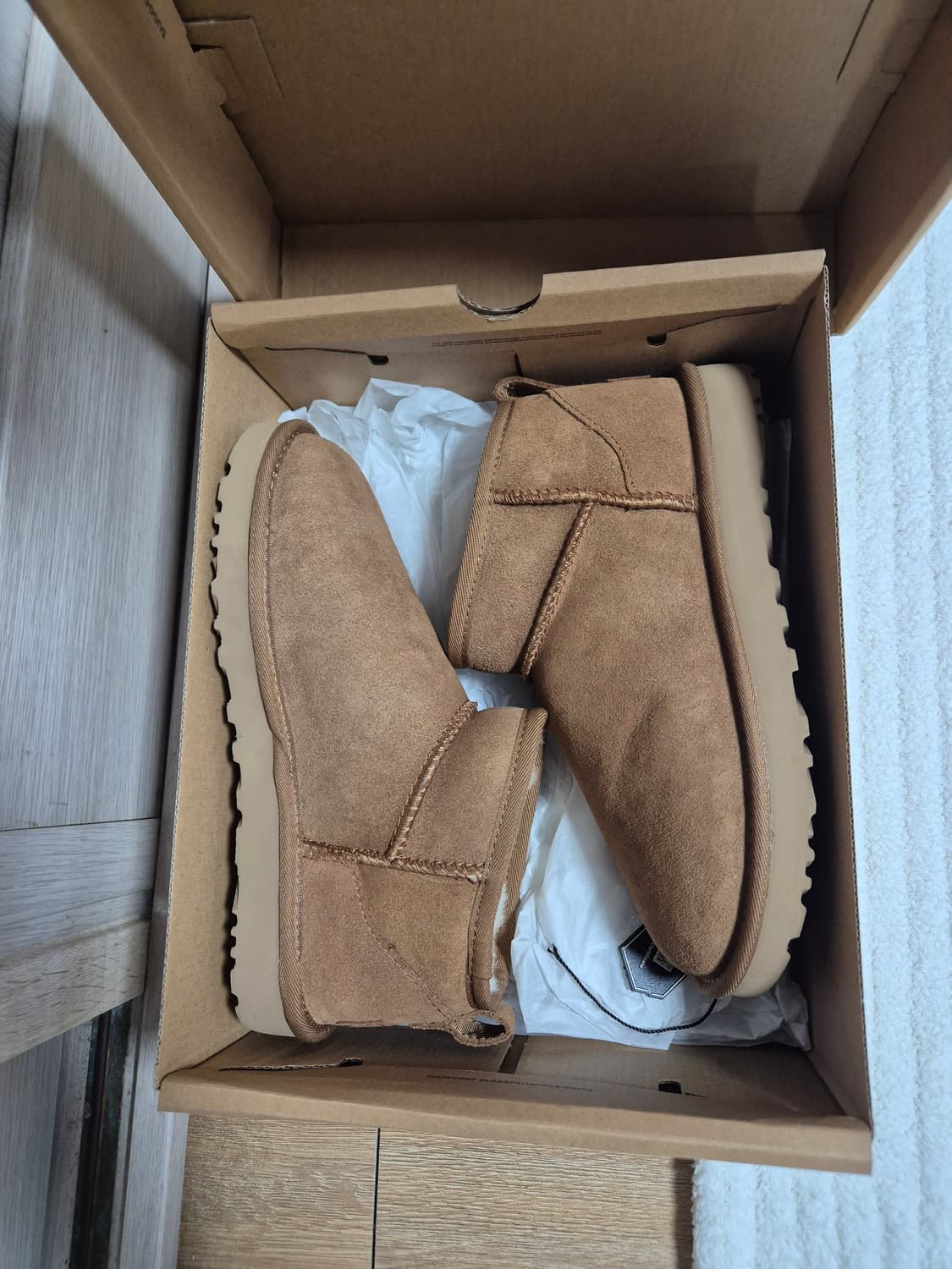 어그 클래식 울트라 미니 부츠 체스트넛 6사이즈 상품이미지5