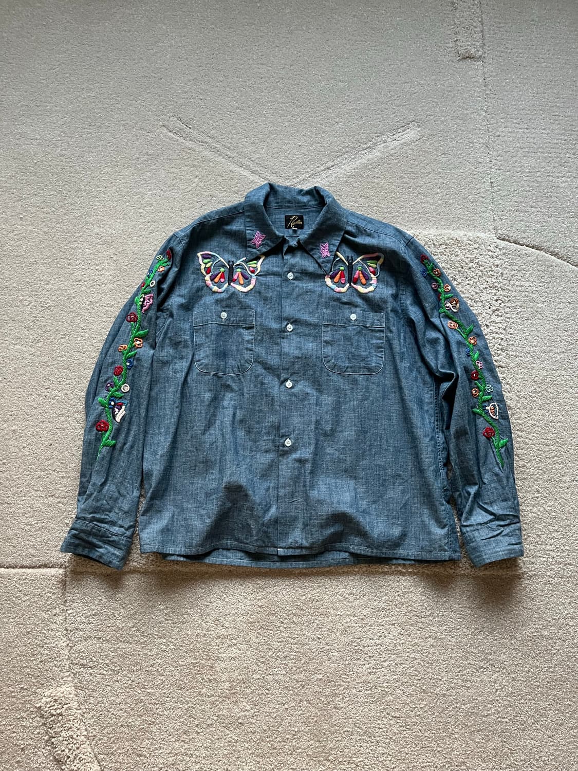 니들스 핸드메이드 자수 샴브레이 셔츠 (103-105) 상품이미지2