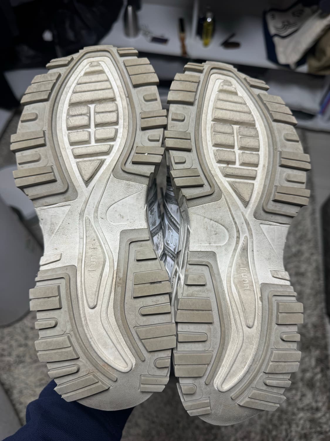 준지 스니커즈 신세틱 레더 트레이너 슈즈 41 상품이미지3