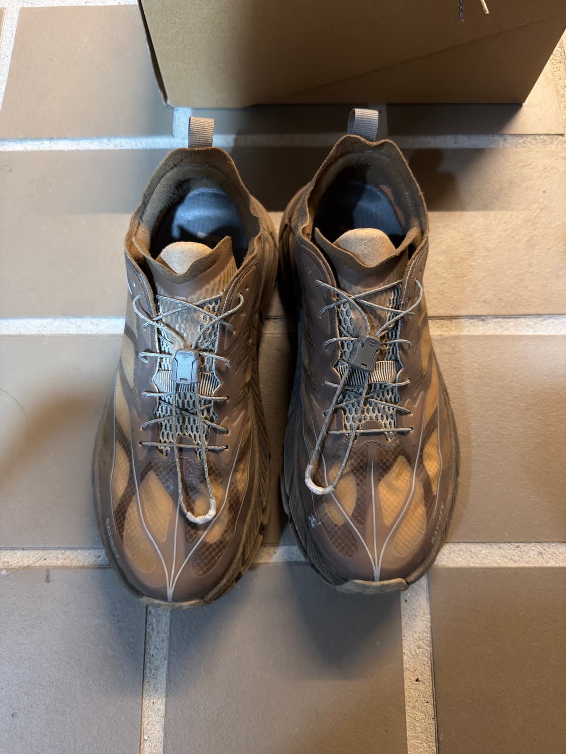 호카 새티스파이 마파테 4 라이트 러버 브라운 상품이미지2