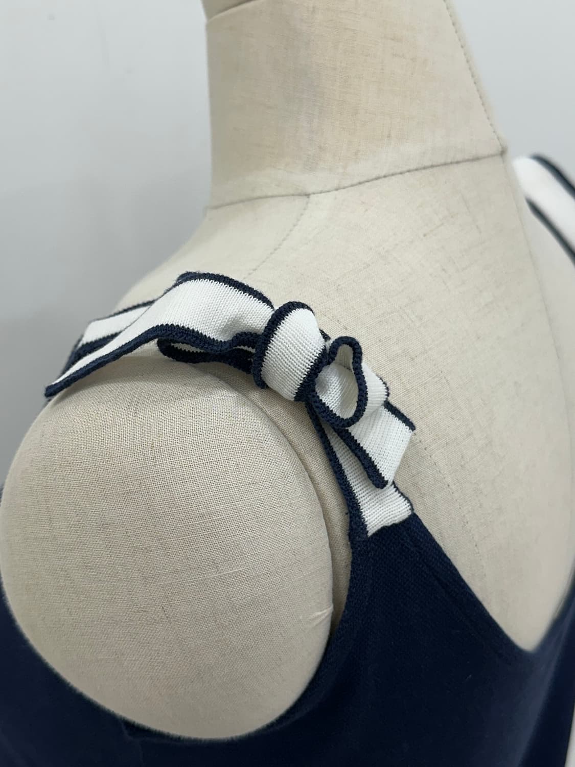 콜롬보 민소매 셔링 탑 상품이미지5