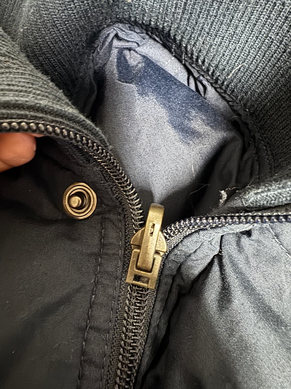 나이키 올드스쿨 덕 다운 패딩 조끼 네이비 상품이미지4