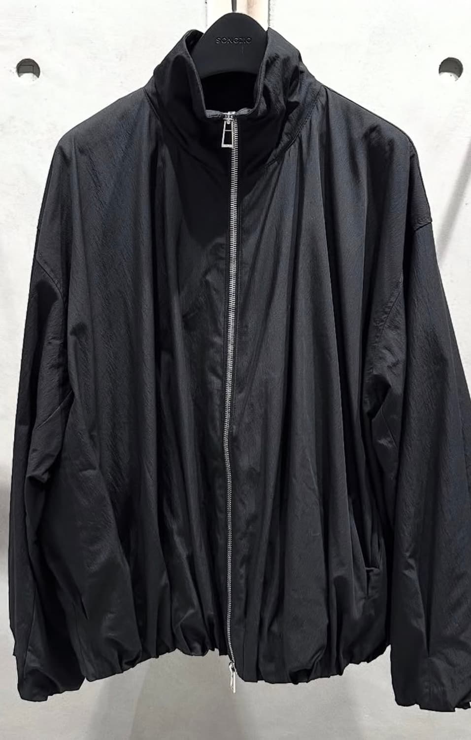 송지오옴므 25fw 앳지폴드 점퍼 48 상품이미지1