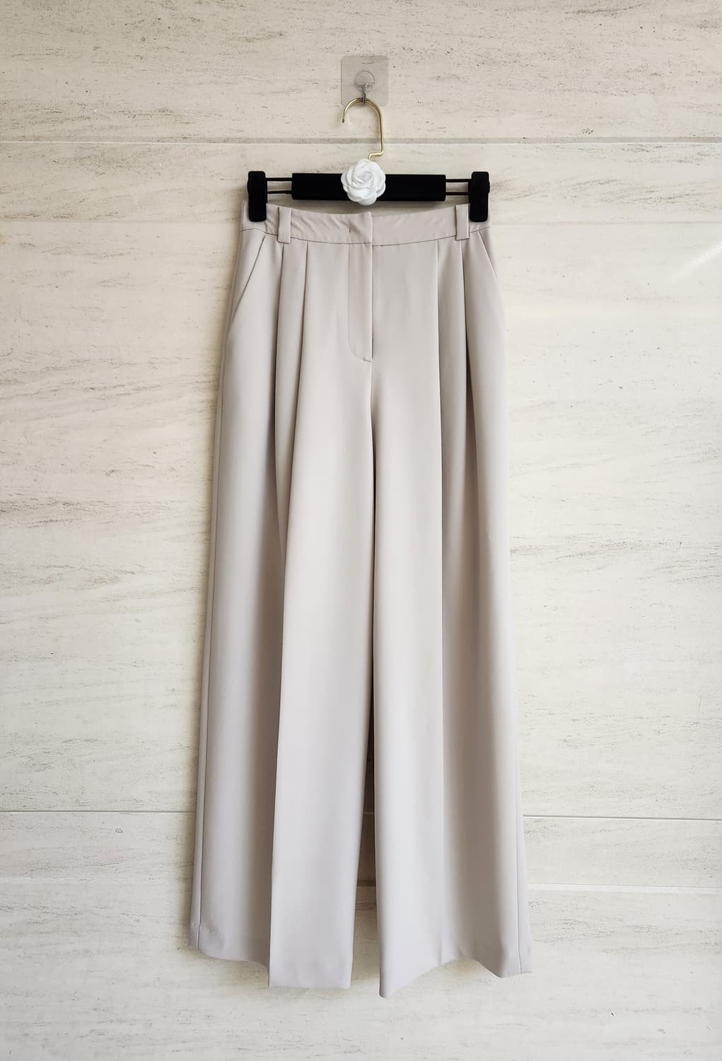 산드로 투턱 와이드 팬츠 26사이즈 (구입가58만원) 상품이미지2