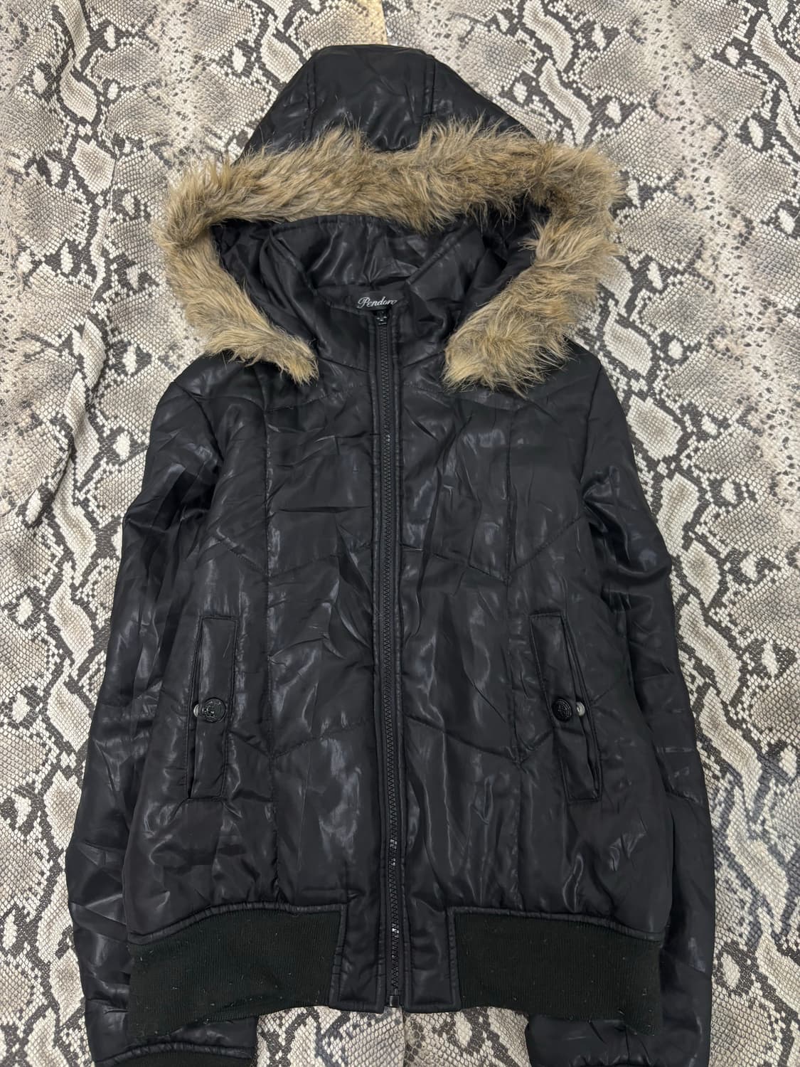 Y2K Black Fur Padding 상품이미지2